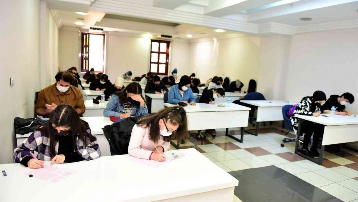 Gençlere ‘YKS’ desteği