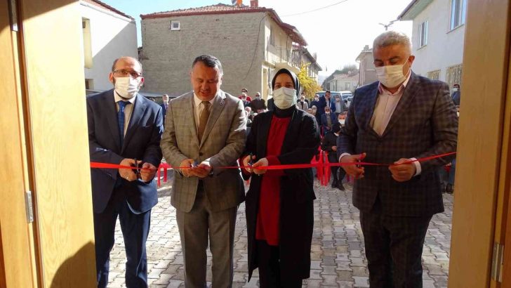 Hisarcık’ta Diyanet Gençlik Merkezi açıldı
