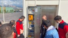 İtfaiye erlerine asansörlerden teknik kurtarma eğitimi