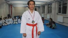 Kadın doktor karatede dünya 2.’si oldu