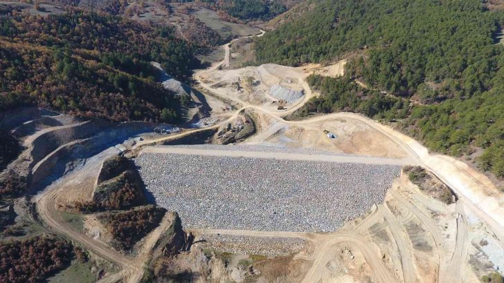 Kütahya Pazarlar Orhanlar Barajı’nda çalışmalar aralıksız devam ediyor