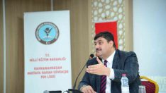 Öğretmen başkan liselilerle buluştu