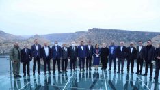 Rumkale Cam Terası hizmete açıldı