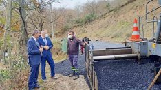 Serdivan Belediyesi asfalt serim işlemlerine devam ediyor