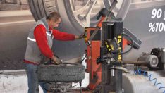 Sinop’ta kış lastiği mesaisi başladı