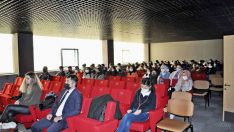 Üniversite öğrencilerine oryantasyon eğitimi verildi