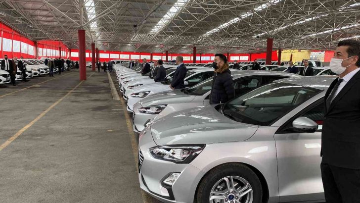 Ataşehir Belediyesi filosuna 139 yeni araç kattı