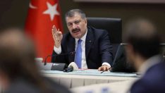 Bakan Koca asistan hekimlerle buluştu