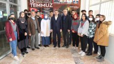 Baydilli liseli öğrencilerle biraya geldi