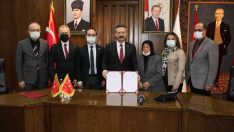 Eşinin vasiyetini yerine getirdi; 3,5 milyon lira bağışta bulundu