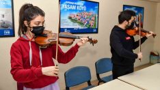 Gençlerden keman kursuna ilgi