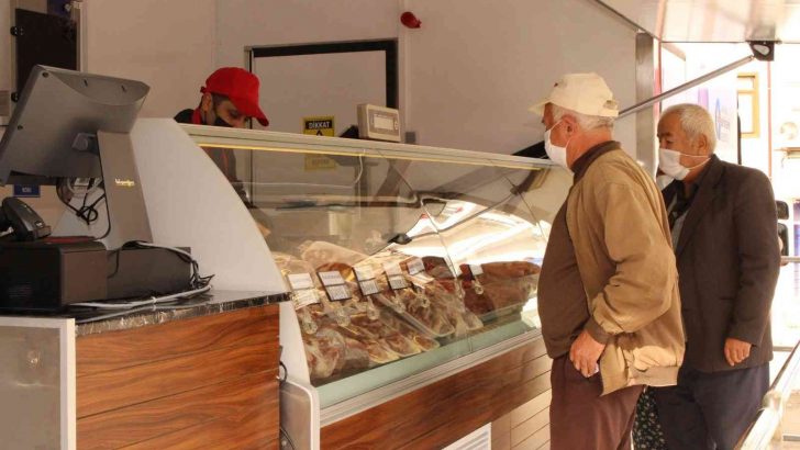 Halk Et Tırı Kaş’ta