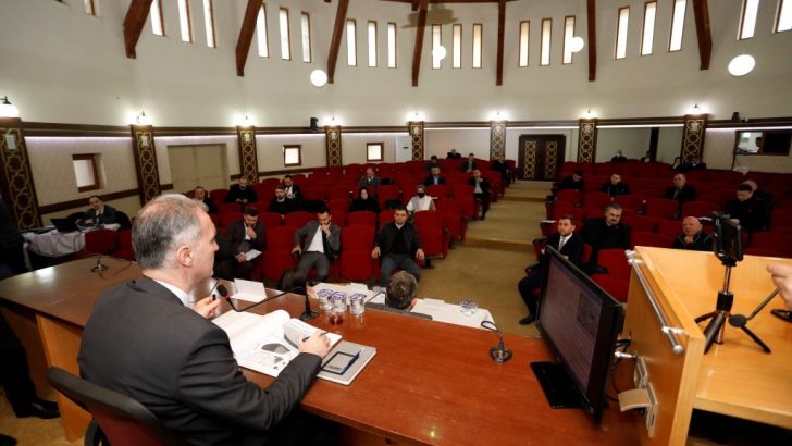 Hükümet konağı park oluyor