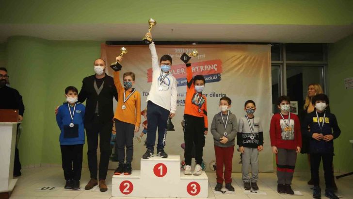 İstanbul İl Birinciliği Satranç Turnuvası Kartal’da yapıldı