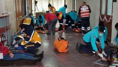 İzmir’de 9 ülkeden sağlık personellerinin katıldığı tatbikat gerçeği aratmadı