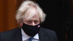 Johnson’dan İngiltere için kısıtlama sinyali