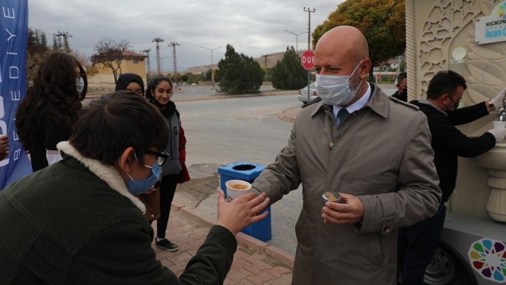 Kocasinan’dan soğuk havada sıcak çorba ikramı