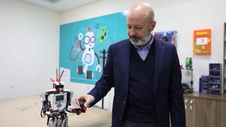 Kocasinanlı gençlerin ufkunu açan gençlik merkezi ile hayaller gerçek oluyor