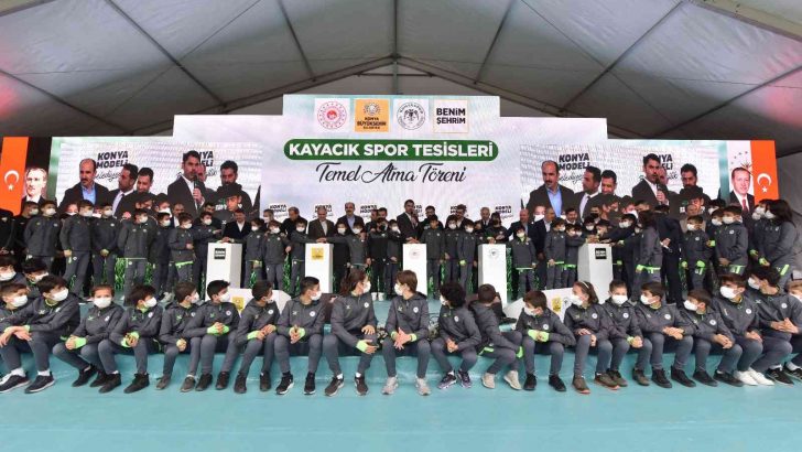 Konyaspor’un yeni tesisinin temeli Bakan Kurum’un katılımıyla atıldı