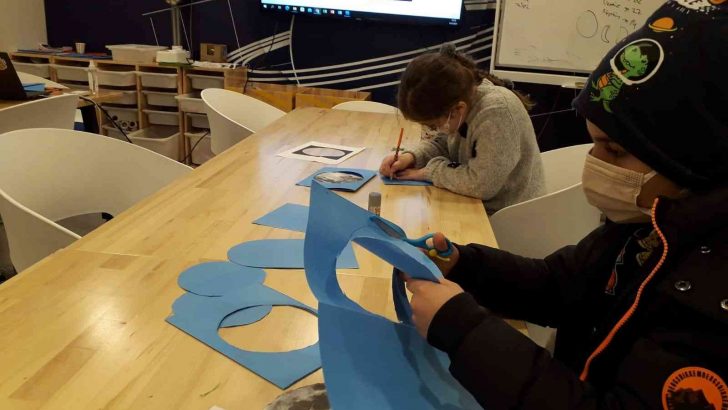 Minikler Bilim Beyoğlu’nda hafta sonu iş başında