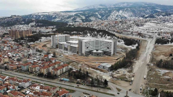 (ÖZEL) Kütahya Şehir Hastanesi betonarme işi tamamlandı