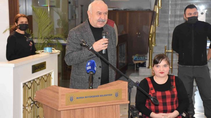 Özel ressamlardan anlamlı sergi