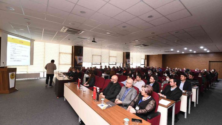 Pursaklar Belediyesi personeline etkili iletişim semineri