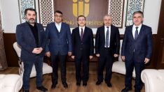 Rektör Kızılay’dan doktorlara yapılan maaş zammı memnuniyeti