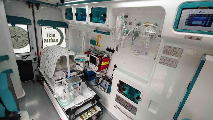 Sağlık Bakanlığının yenidoğan ve obez ambulansları her an göreve hazır