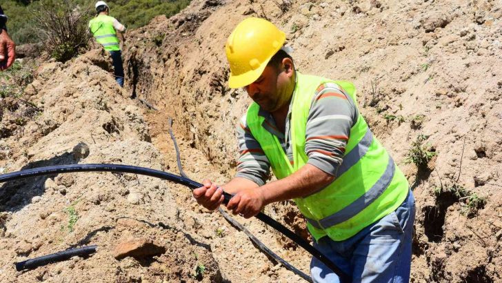 Seydikemer Temel Mahallesi Çiller mevki suya kavuştu