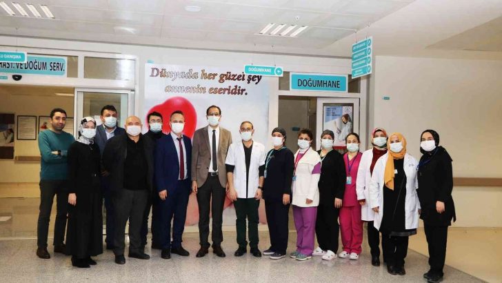 Simav Devlet Hastanesi’ne ‘Anne ve Bebek Dostu ’ unvanı verildi