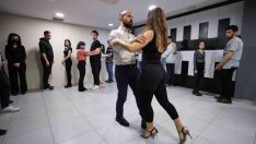 Tarık Akan Gençlik Merkezi’nde dans kurslarına büyük ilgi