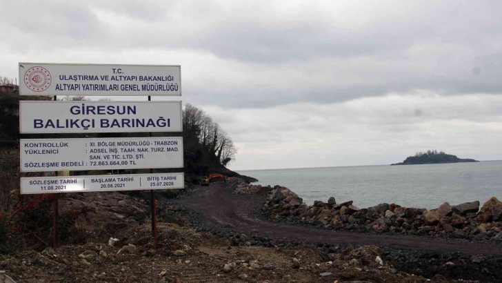 Türkiye’nin en büyük balıkçı barınağının yapımına Giresun’da başlandı