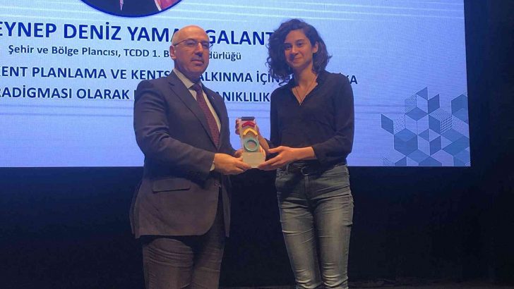 Zeytinburnu’nda Kent Çalışmaları Ödülleri sahiplerini buldu