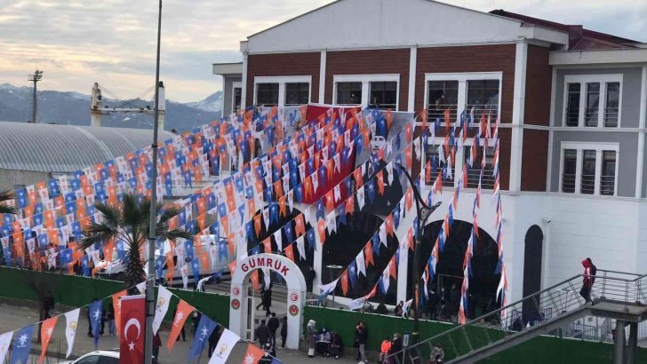 Cumhurbaşkanı Erdoğan: “Muhalefetin tek gündemi kimin nereye hangi sıra ile oturacağı”