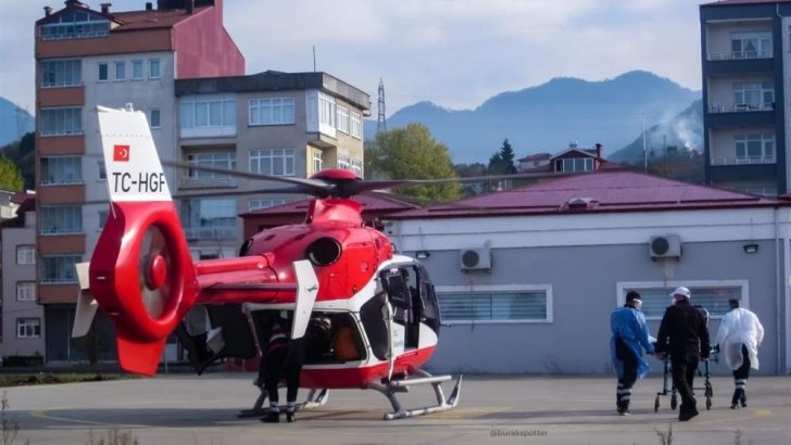 Hava ambulansı 9 günde 10 hastanın naklini sağladı