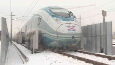 Hızlı trenlerdeki buzlanma yerli ve milli sistemle çözülüyor