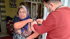 Kuyucak’ta evde aşı hizmeti aralıksız sürüyor