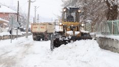 Turhal’da karla mücadele seferberliği