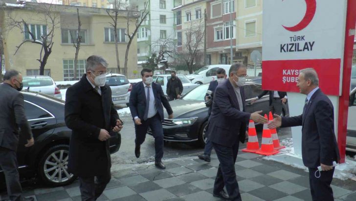 Özhaseki’den Türk Kızılay’a ziyaret